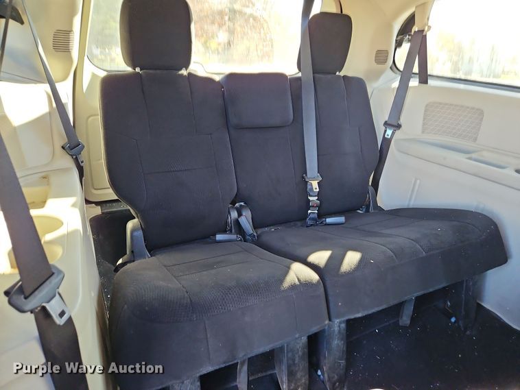 image for item LB9598 2011 Dodge Grand Caravan  van