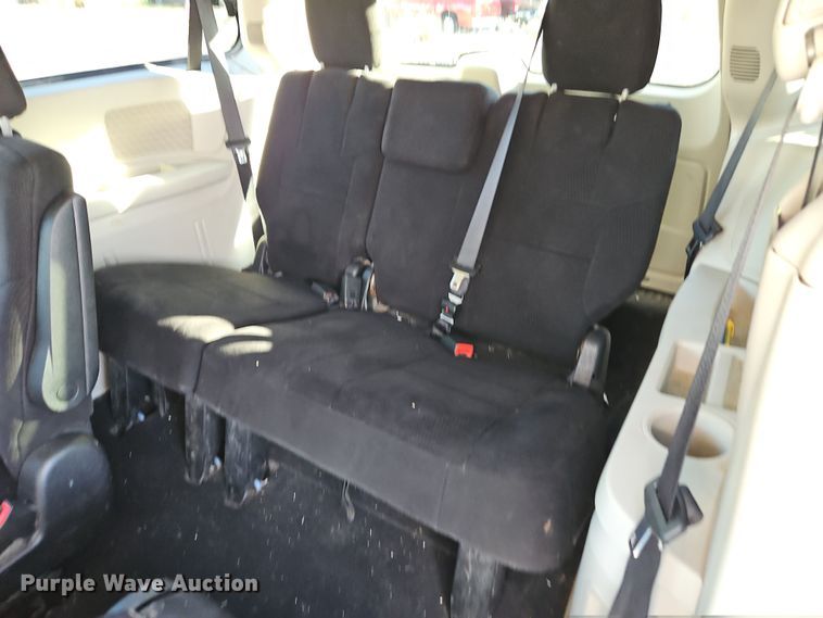 image for item LB9598 2011 Dodge Grand Caravan  van