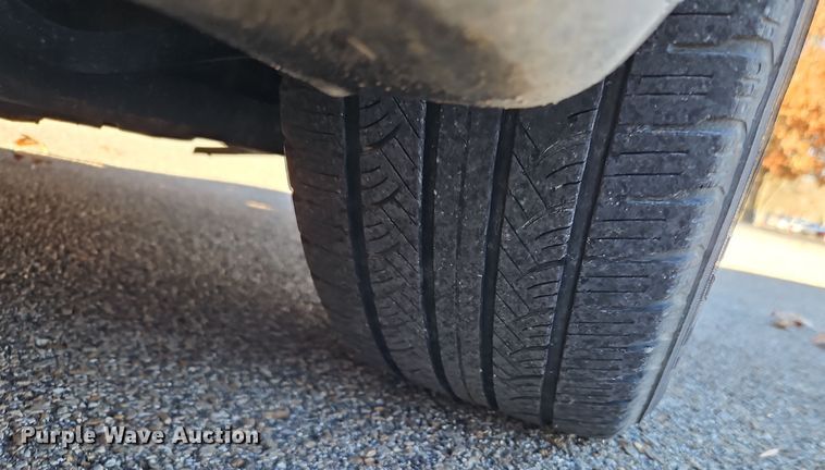 image for item LB9598 2011 Dodge Grand Caravan  van