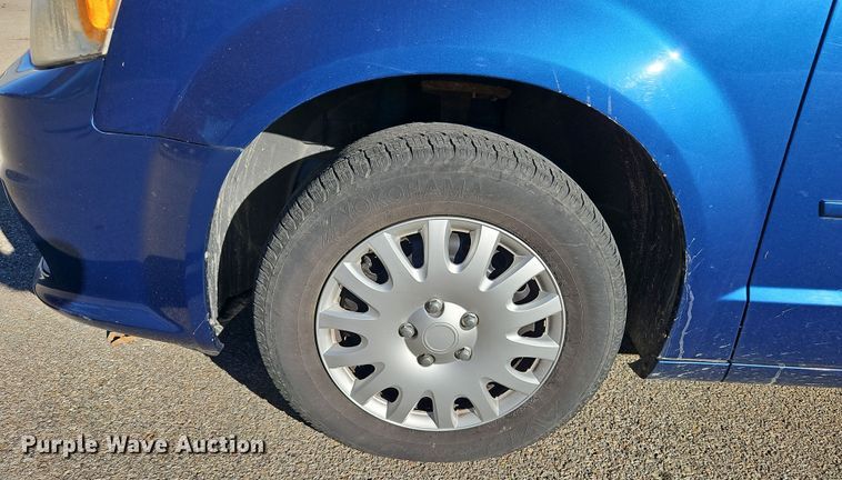 image for item LB9598 2011 Dodge Grand Caravan  van