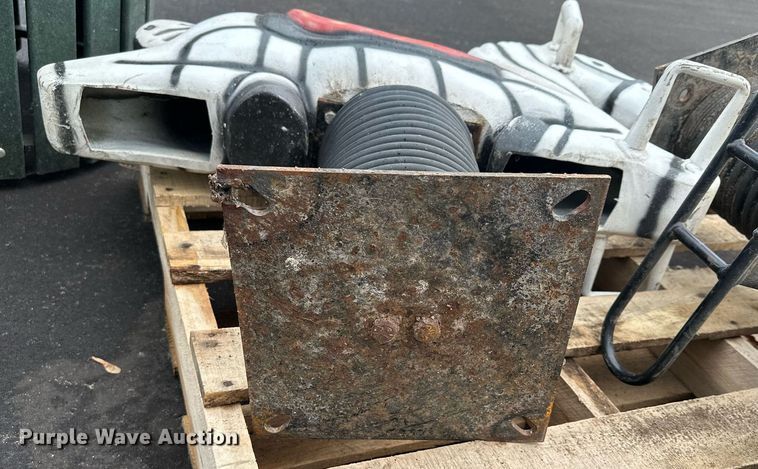 image for item LO9297 Playground equipment