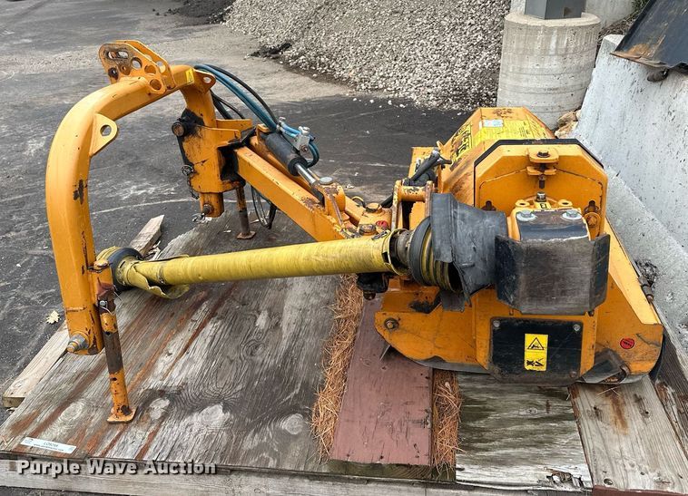 image for item LO9299 Berti  flail mower