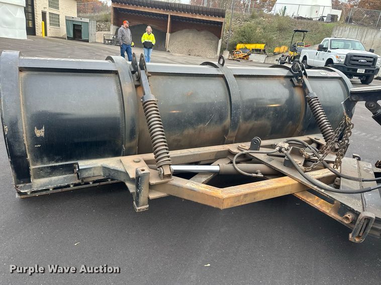 image for item LO9300 2006 Freightliner Business Class M2  dump truck