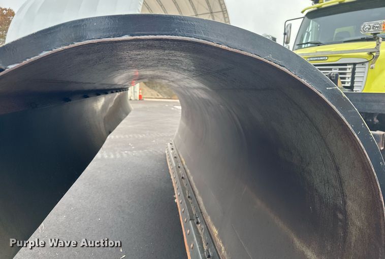 image for item LO9300 2006 Freightliner Business Class M2  dump truck