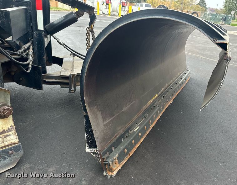 image for item LO9300 2006 Freightliner Business Class M2  dump truck