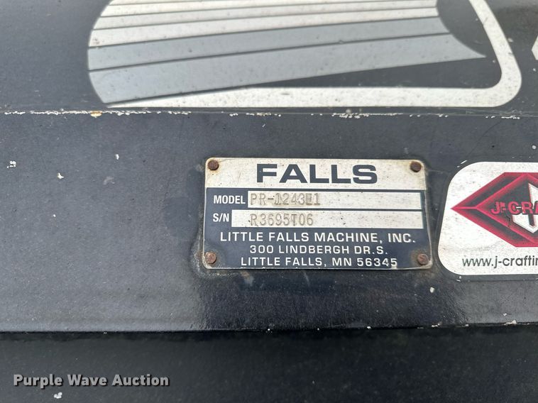 image for item LO9300 2006 Freightliner Business Class M2  dump truck