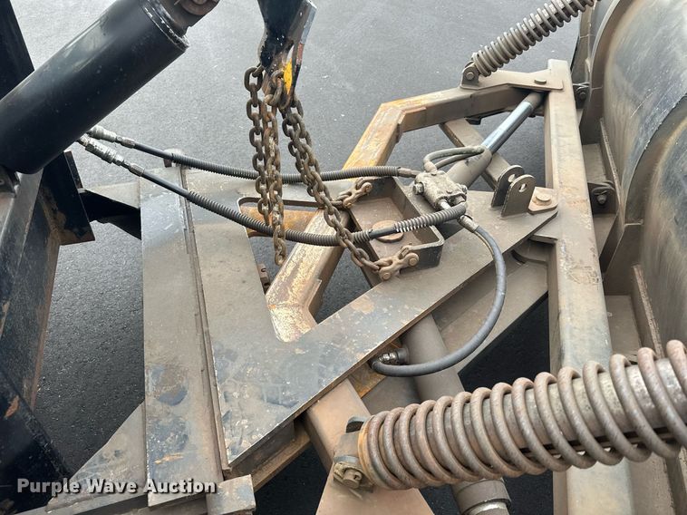 image for item LO9300 2006 Freightliner Business Class M2  dump truck