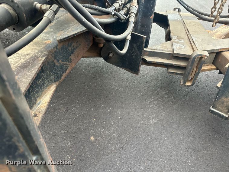 image for item LO9300 2006 Freightliner Business Class M2  dump truck