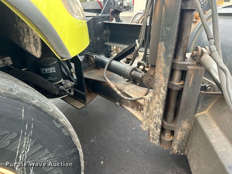 image for item LO9300 2006 Freightliner Business Class M2  dump truck