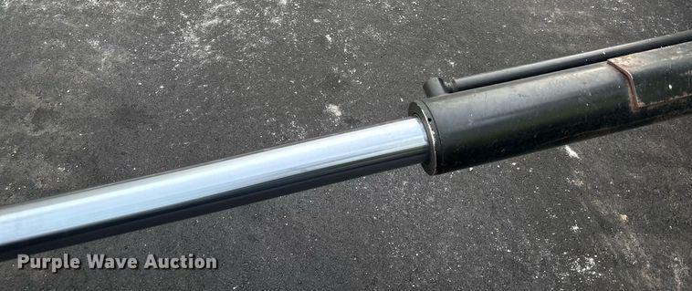 image for item LO9300 2006 Freightliner Business Class M2  dump truck