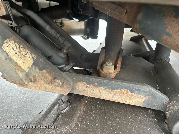 image for item LO9300 2006 Freightliner Business Class M2  dump truck