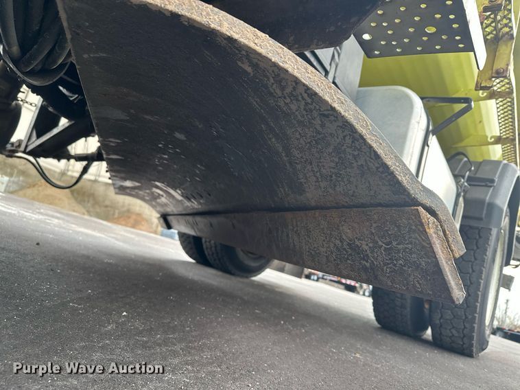 image for item LO9300 2006 Freightliner Business Class M2  dump truck