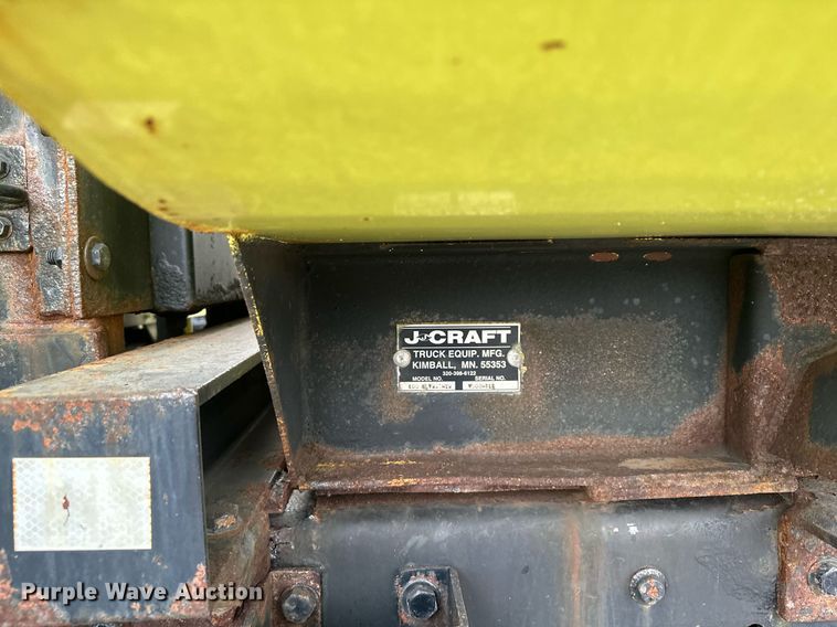 image for item LO9300 2006 Freightliner Business Class M2  dump truck