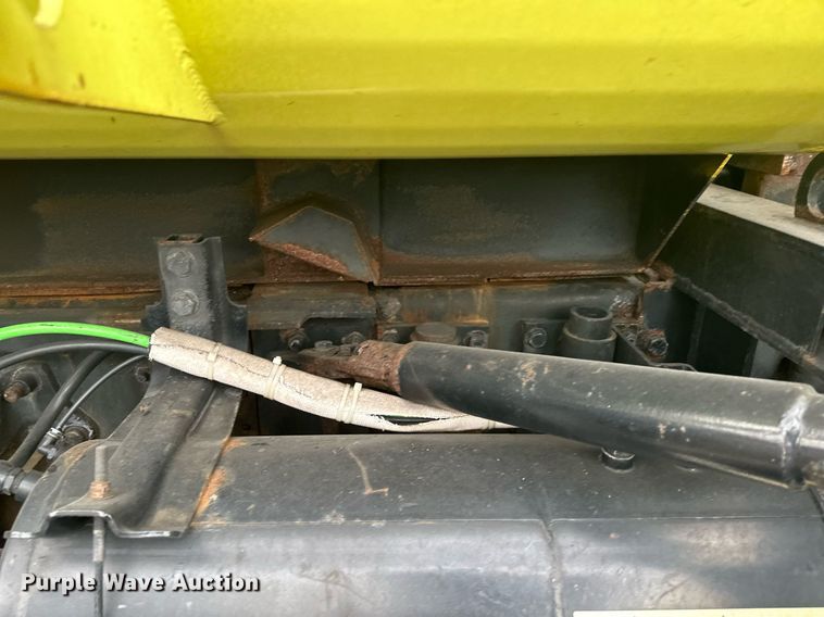 image for item LO9300 2006 Freightliner Business Class M2  dump truck