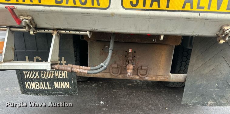 image for item LO9300 2006 Freightliner Business Class M2  dump truck