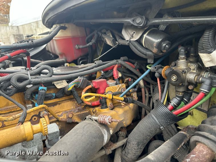 image for item LO9300 2006 Freightliner Business Class M2  dump truck