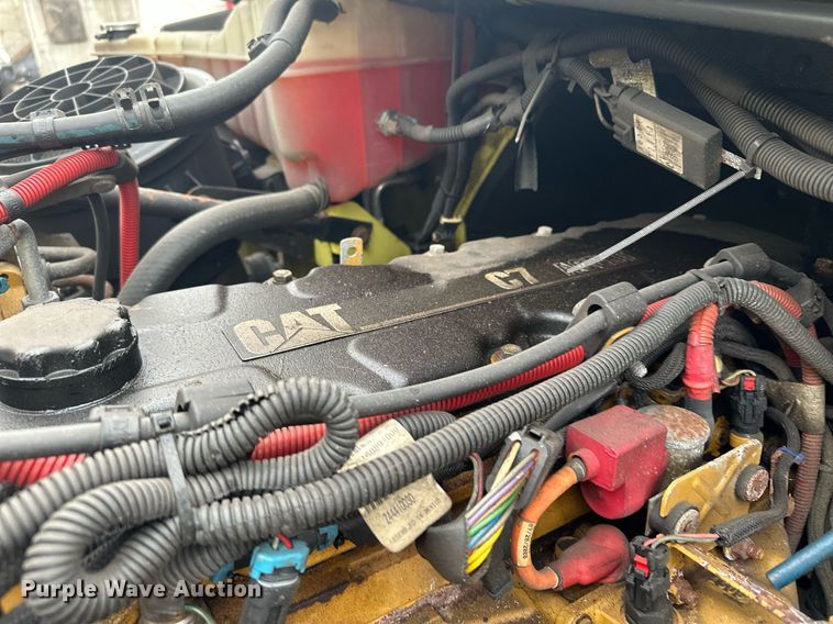 image for item LO9300 2006 Freightliner Business Class M2  dump truck