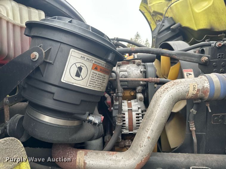 image for item LO9300 2006 Freightliner Business Class M2  dump truck