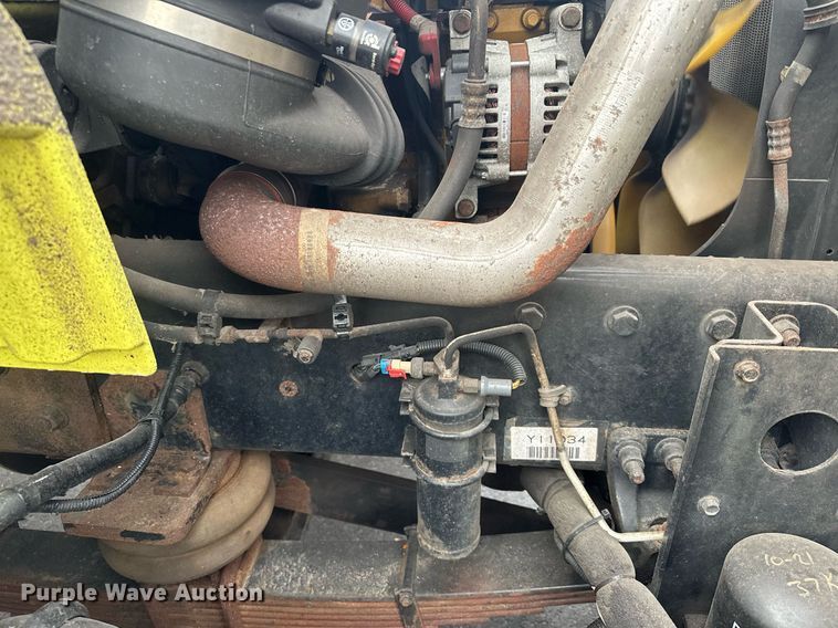 image for item LO9300 2006 Freightliner Business Class M2  dump truck