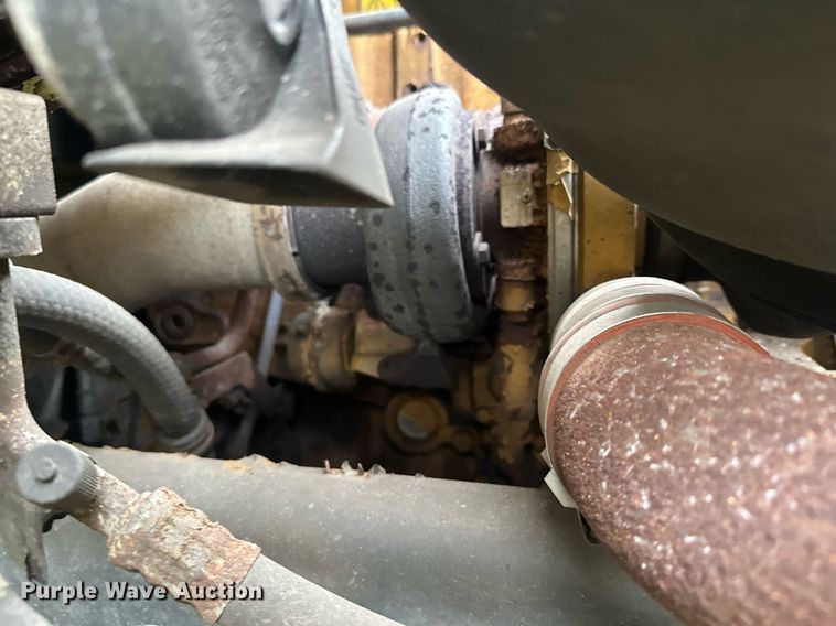 image for item LO9300 2006 Freightliner Business Class M2  dump truck