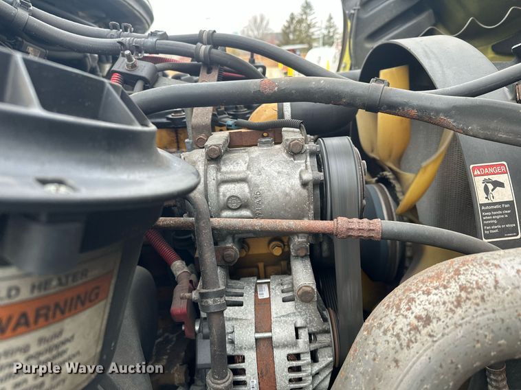 image for item LO9300 2006 Freightliner Business Class M2  dump truck