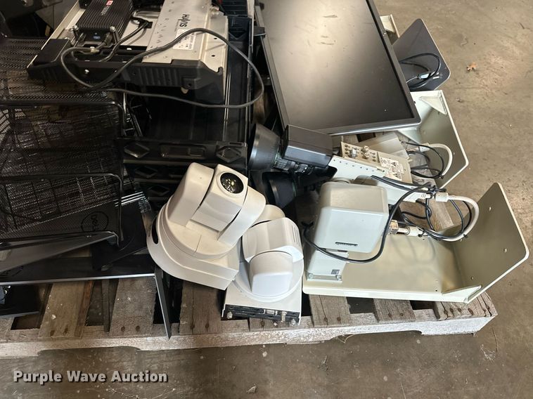 image for item LO9303 Surveillance equipment