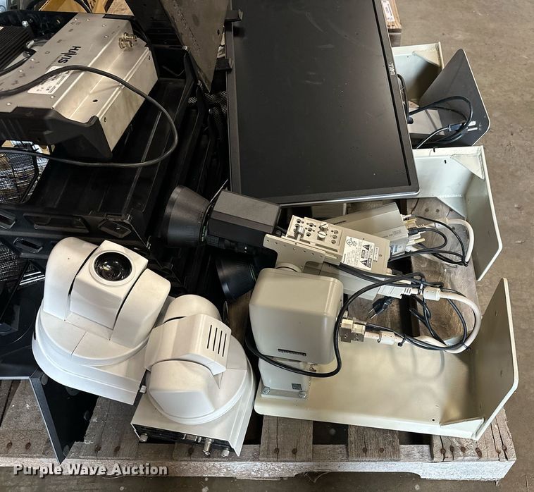 image for item LO9303 Surveillance equipment