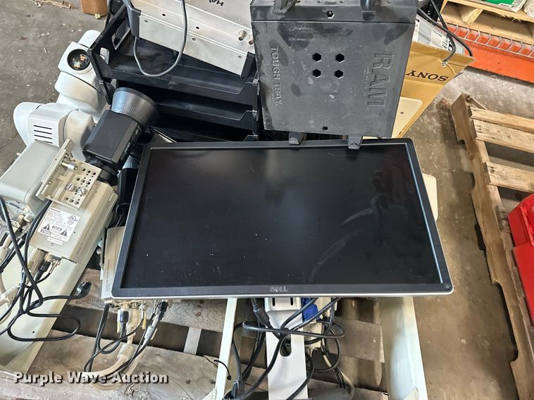 image for item LO9303 Surveillance equipment