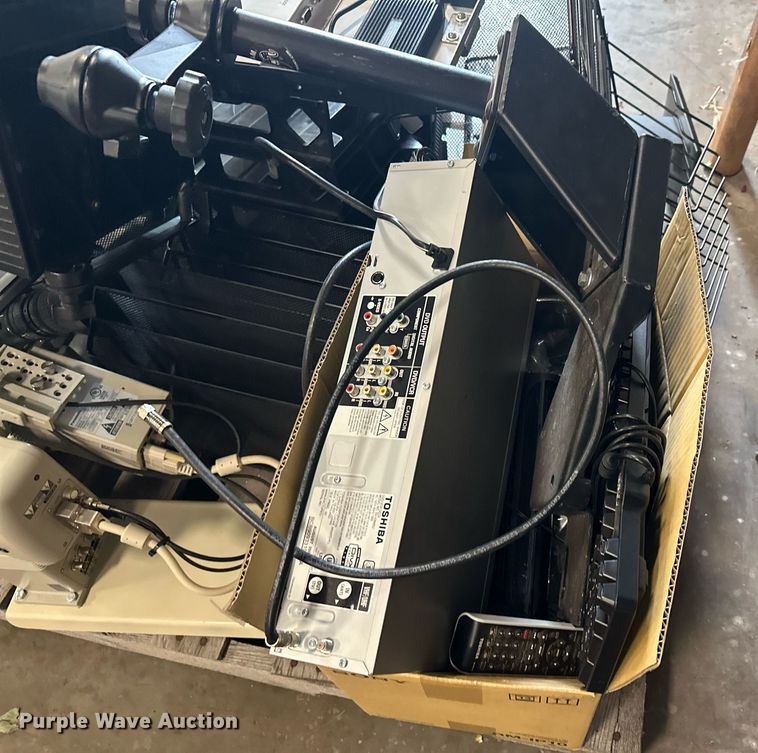 image for item LO9303 Surveillance equipment