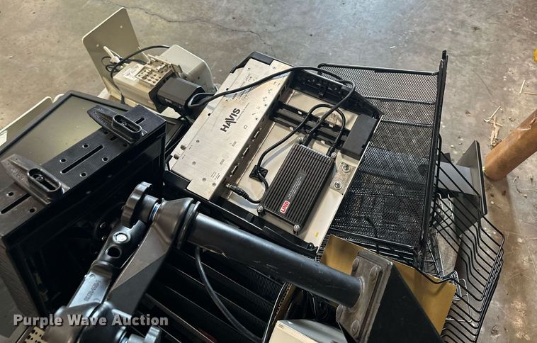 image for item LO9303 Surveillance equipment