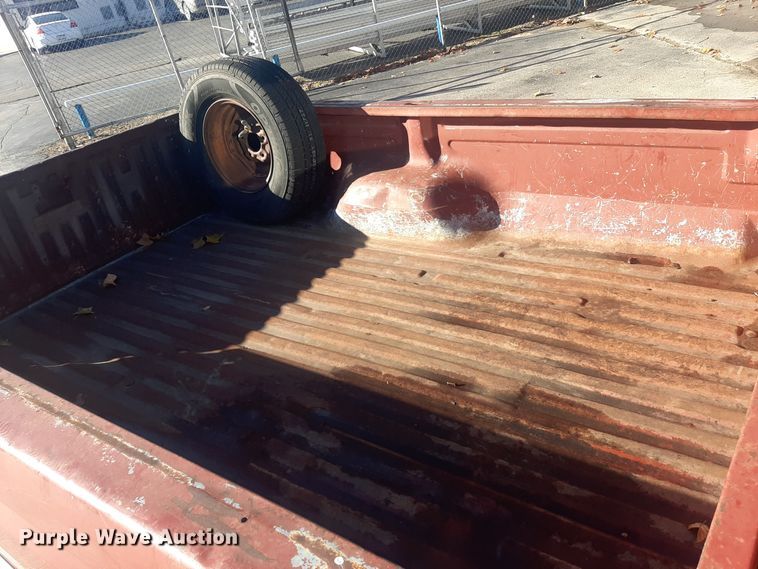 image for item LX9824 1986 Ford F150  pickup truck