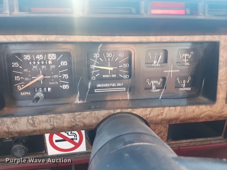 image for item LX9824 1986 Ford F150  pickup truck