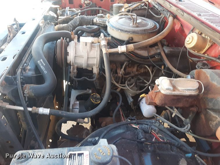 image for item LX9824 1986 Ford F150  pickup truck