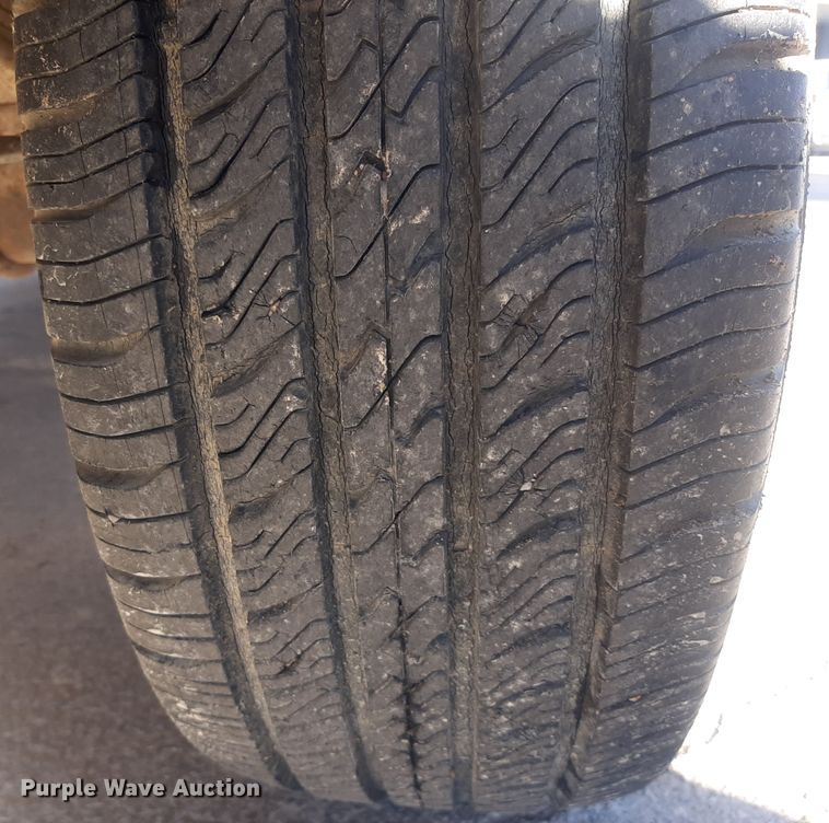 image for item LX9824 1986 Ford F150  pickup truck