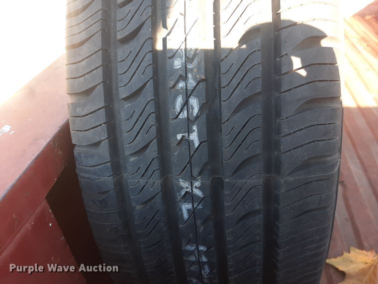 image for item LX9824 1986 Ford F150  pickup truck