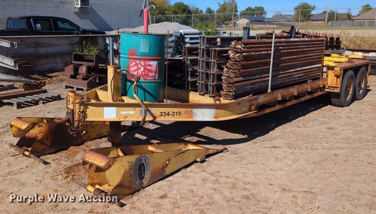 image for item LY9458 2001 Belshe WB-12  concrete form trailer