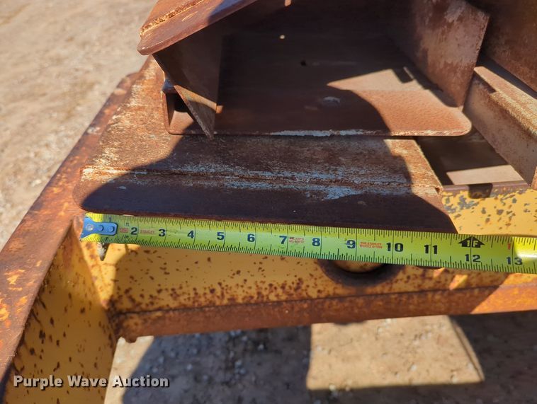 image for item LY9458 2001 Belshe WB-12  concrete form trailer