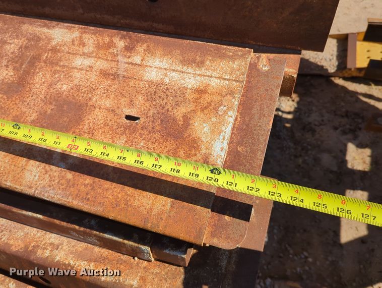 image for item LY9458 2001 Belshe WB-12  concrete form trailer