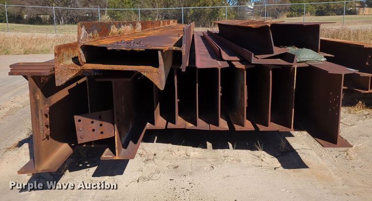 image for item LY9470 (15) steel I-beams
