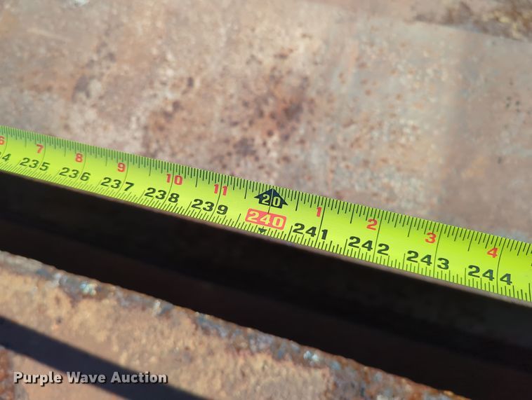 image for item LY9470 (15) steel I-beams