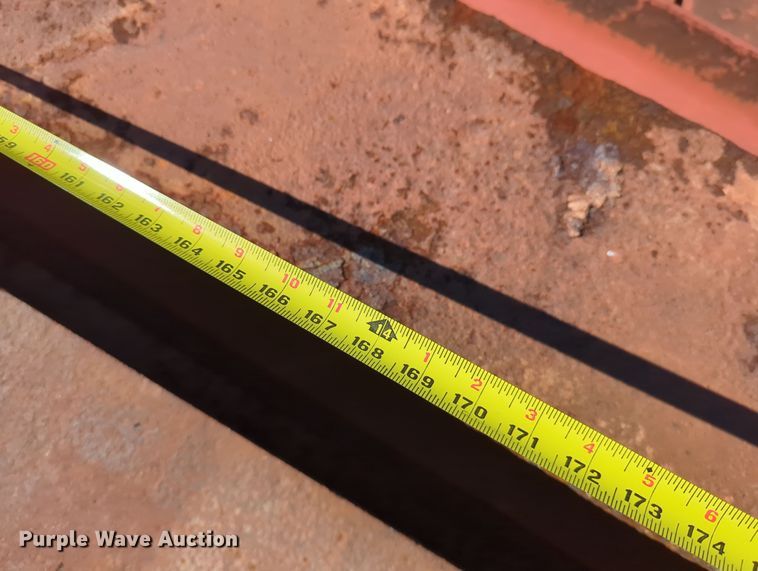 image for item LY9470 (15) steel I-beams