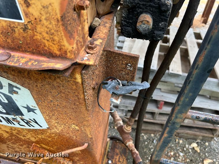 image for item NA9257 Henderson Chief FSH13 spreader