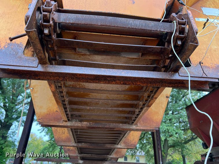 image for item NA9257 Henderson Chief FSH13 spreader