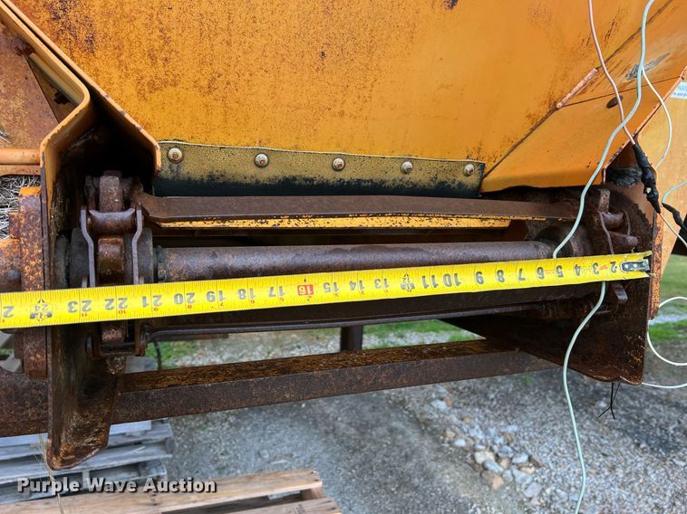 image for item NA9257 Henderson Chief FSH13 spreader