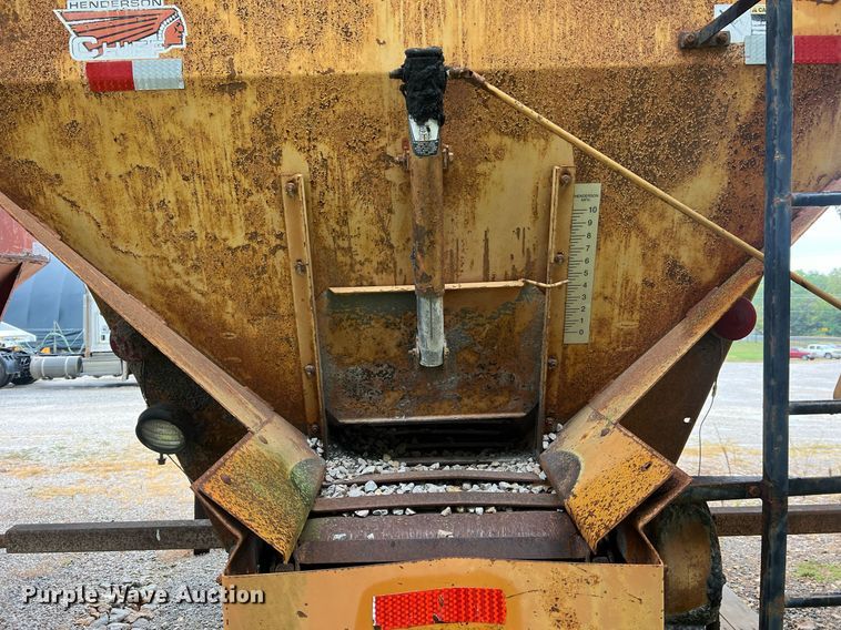 image for item NA9257 Henderson Chief FSH13 spreader