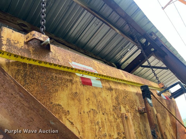 image for item NA9257 Henderson Chief FSH13 spreader