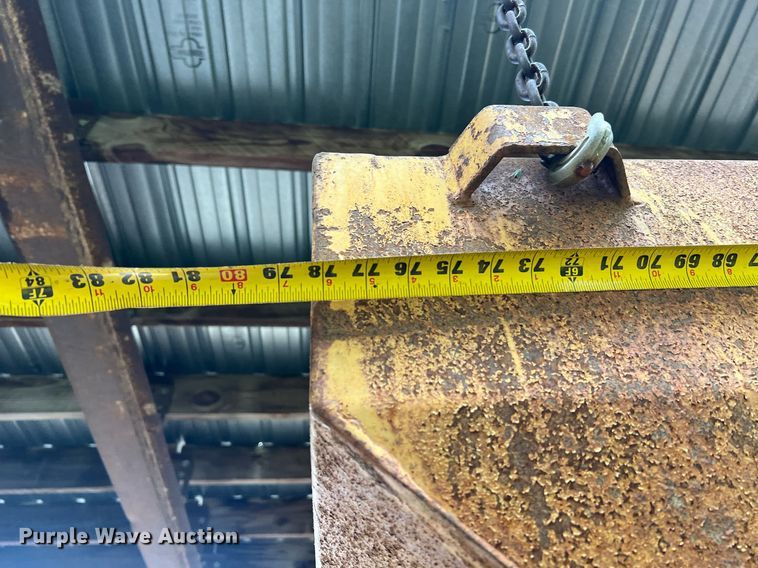 image for item NA9257 Henderson Chief FSH13 spreader