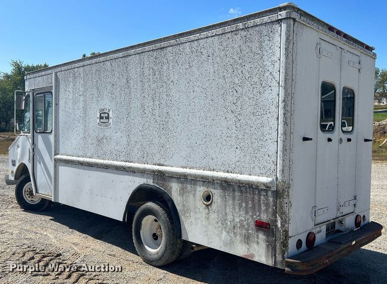 image for item NA9259 1986 Chevrolet Step Van 30 delivery truck