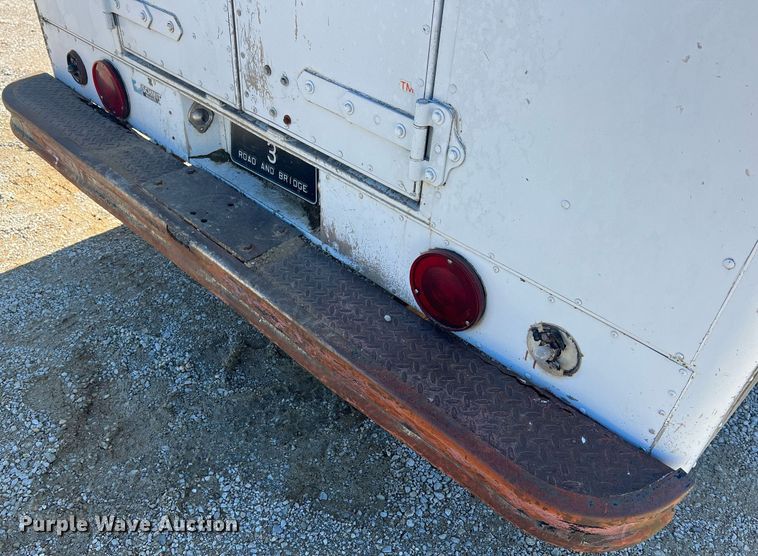 image for item NA9259 1986 Chevrolet Step Van 30 delivery truck