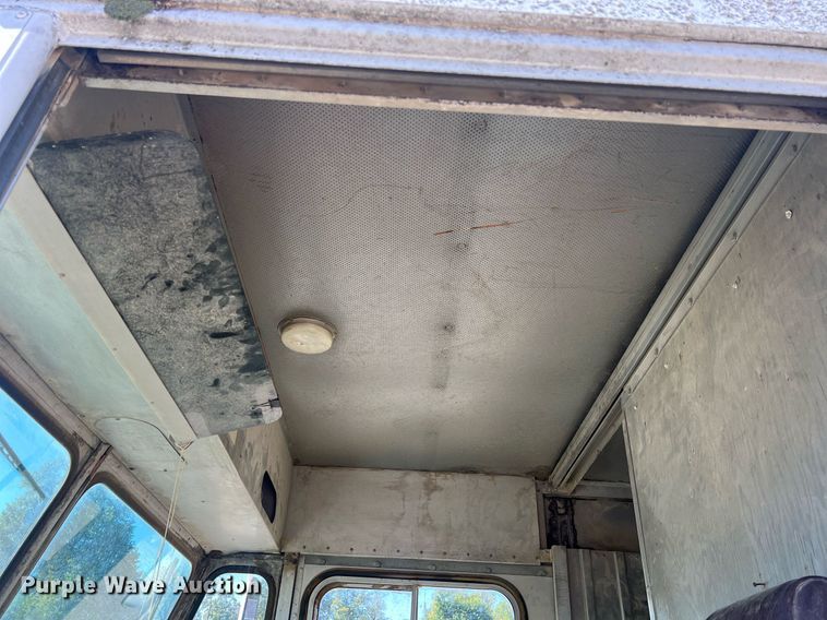 image for item NA9259 1986 Chevrolet Step Van 30 delivery truck